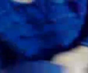 Oude Arabier heeft zin om zijn jonge vrouw te neuken. Maar zijn jonge moslima heeft totaal geen zin in zijn oude lul, ze wil hem niet eens aftrekken.